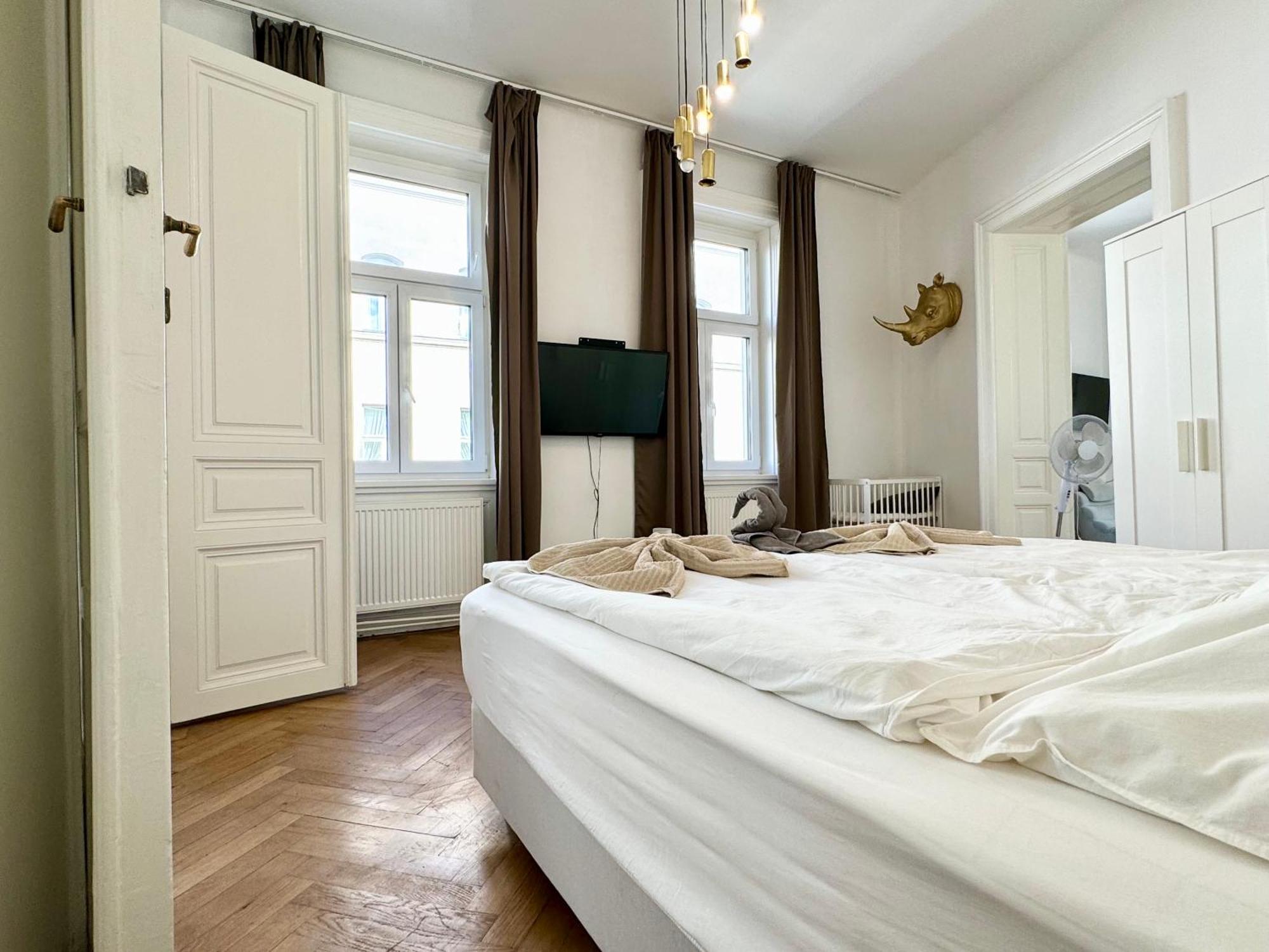 Premium Apartment Located At The Famous Vienna Kutschkermarkt Extérieur photo