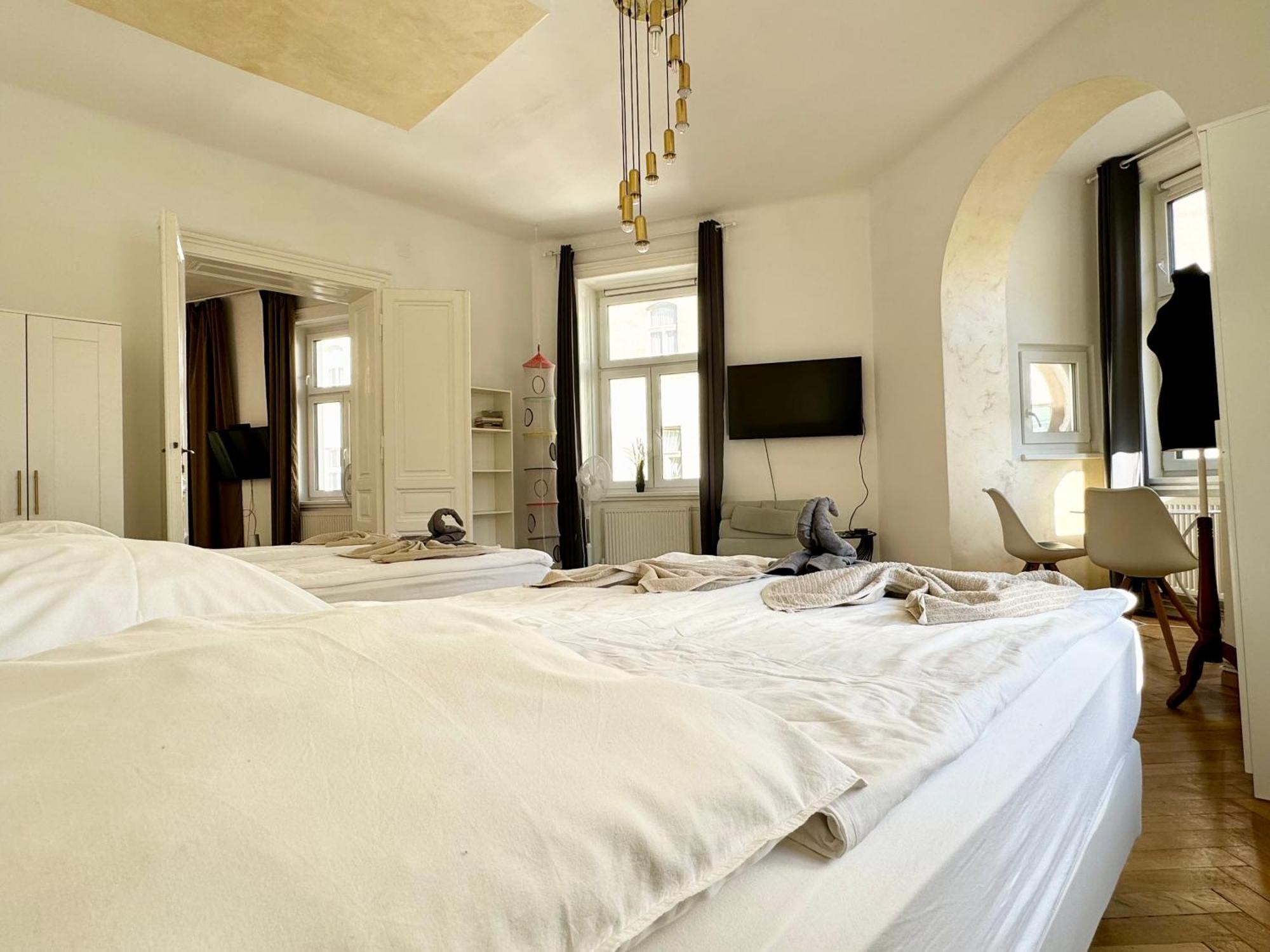 Premium Apartment Located At The Famous Vienna Kutschkermarkt Extérieur photo