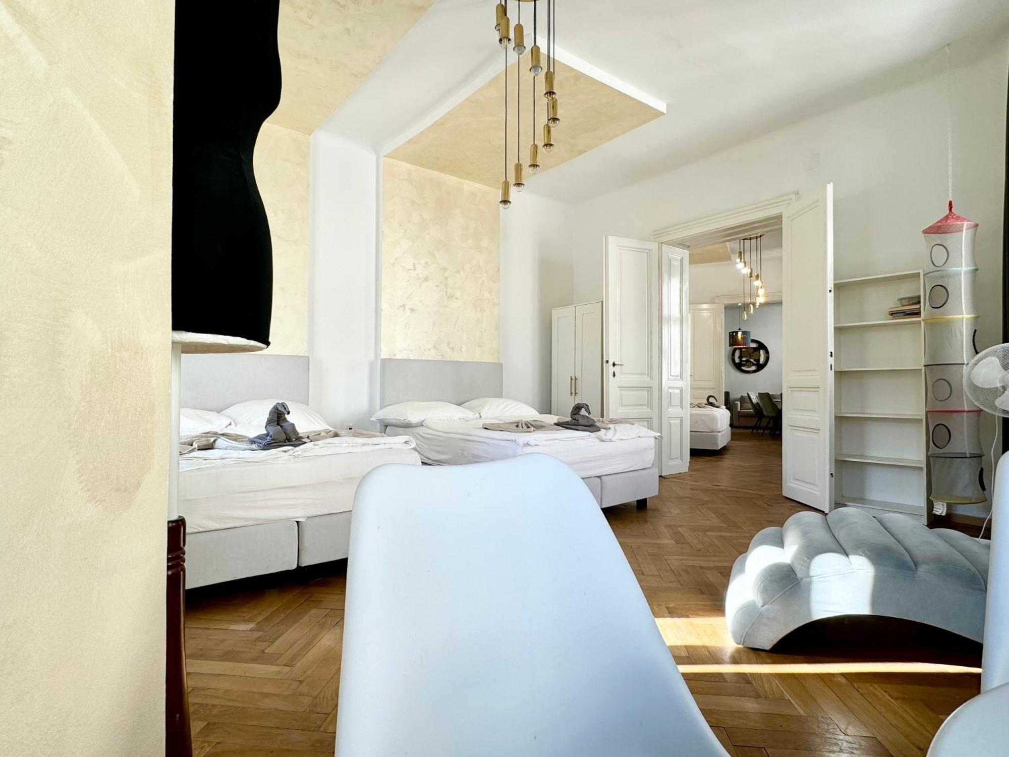 Premium Apartment Located At The Famous Vienna Kutschkermarkt Extérieur photo